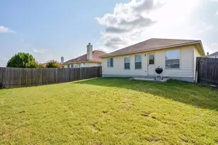 203 Fistral Dr, Hutto, TX 78634 - Photo 11