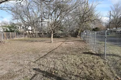 1121 Henninger Street, Austin, TX 78702 - Photo 11