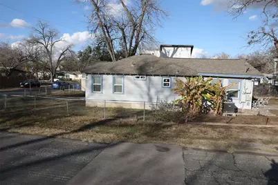 1121 Henninger Street, Austin, TX 78702 - Photo 27