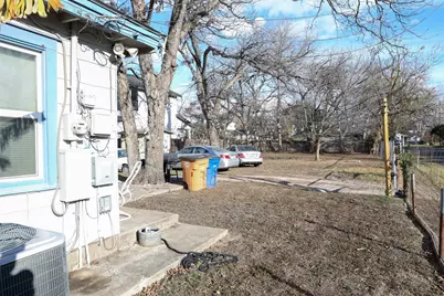 1121 Henninger Street, Austin, TX 78702 - Photo 25