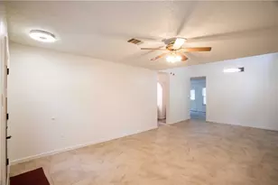 1402 E Green Terrace Dr, Round Rock, TX 78664 - Photo 15