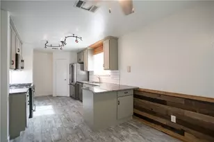 1402 E Green Terrace Dr, Round Rock, TX 78664 - Photo 7