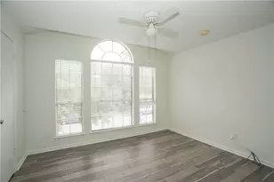 1402 E Green Terrace Dr, Round Rock, TX 78664 - Photo 21