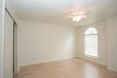 1402 E Green Terrace Drive, Round Rock, TX 78664 - Photo 23