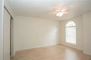 1402 E Green Terrace Dr, Round Rock, TX 78664 - Photo 23