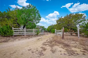 635 Ramms Dr, Florence, TX 76527 - Photo 39