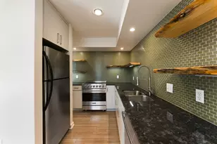 2200 Dickson Dr, Austin, TX 78704 - Photo 9