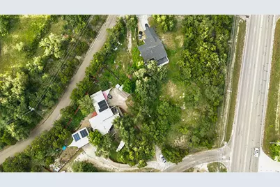 11216 11216 W Lake Terrace Drive, Jonestown, TX 78645 - Photo 1