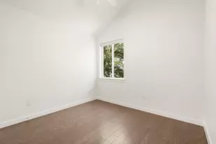 814 N Bluff Dr, Austin, TX 78745 - Photo 23