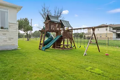 621 Kinnikinik Loop, Austin, TX 78737 - Photo 5