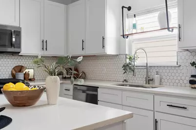 2807 E 4th Street #A, Austin, TX 78702 - Photo 17