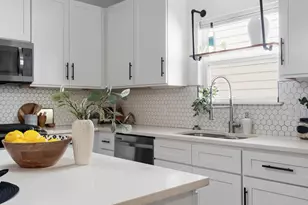 2807 E 4th St, Austin, TX 78702 - Photo 17