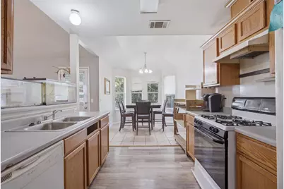 218 Juniper Street, Georgetown, TX 78626 - Photo 5