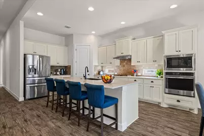 109 Pink Granite Boulevard, Dripping Springs, TX 78620 - Photo 5