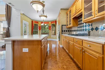 10025 Dianella Lane, Austin, TX 78759 - Photo 15