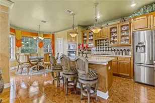 10025 Dianella Ln, Austin, TX 78759 - Photo 11
