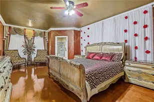 10025 Dianella Ln, Austin, TX 78759 - Photo 15