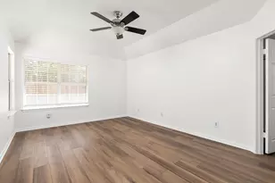 8001 Willet Trail, Austin, TX 78745 - Photo 9