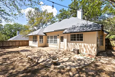 8001 Willet Trail, Austin, TX 78745 - Photo 17