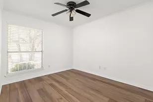 8001 Willet Trail, Austin, TX 78745 - Photo 13