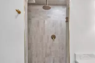 6807 Roanoke Dr, Austin, TX 78723 - Photo 13