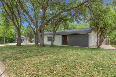 6807 Roanoke Drive, Austin, TX 78723 - Photo 3