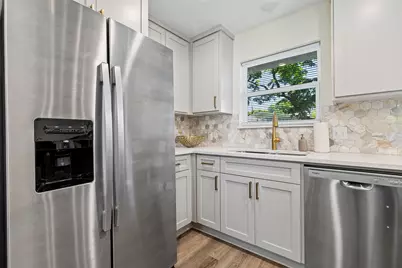 1802 Vallejo Street, Austin, TX 78757 - Photo 9