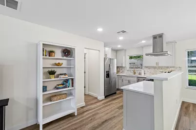 1802 Vallejo Street, Austin, TX 78757 - Photo 11