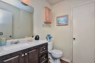 2404 Cottonwood Dr, Georgetown, TX 78628 - Photo 15