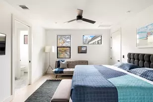 2804 E 22nd St, Austin, TX 78722 - Photo 29