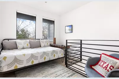 2804 E 22nd Street #B, Austin, TX 78722 - Photo 25