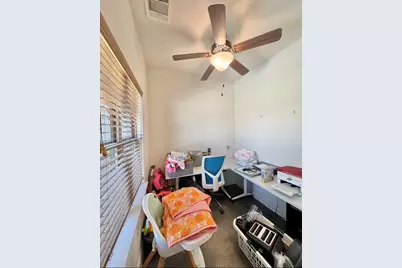 1094 Raintree Lane, Elgin, TX 78621 - Photo 19