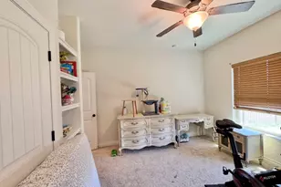 1094 Raintree Ln, Elgin, TX 78621 - Photo 17