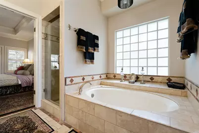 110 Squires Drive, Lakeway, TX 78734 - Photo 9