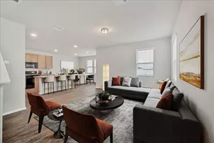 116 Honeybee Ln, Elgin, TX 78621 - Photo 3