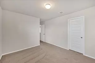 116 Honeybee Ln, Elgin, TX 78621 - Photo 25