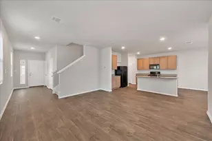 116 Honeybee Ln, Elgin, TX 78621 - Photo 17