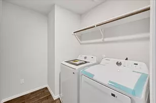 116 Honeybee Ln, Elgin, TX 78621 - Photo 29