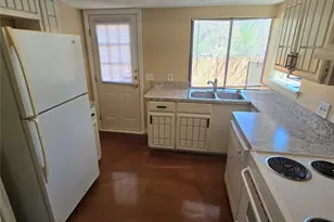 801 Old Ranch Rd 12, San Marcos, TX 78666 - Photo 5
