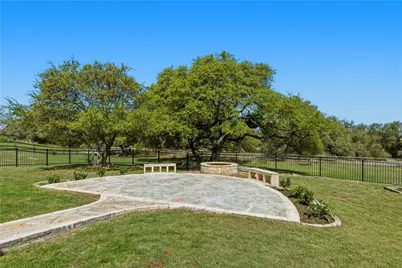 214 Trailmaster Circle, Driftwood, TX 78619 - Photo 29