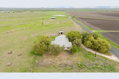 19810 Janak Road, Coupland, TX 78615 - Photo 13