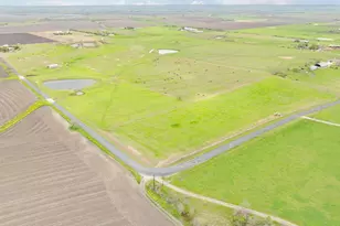 19810 Janak Rd, Coupland, TX 78615 - Photo 7