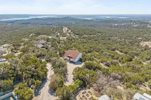 8101 Breeze Way, Jonestown, TX 78645 - Photo 37