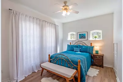 8101 Breeze Way, Jonestown, TX 78645 - Photo 17