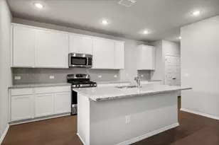 12212 Dillon Fls Dr, Austin, TX 78747 - Photo 9