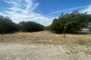 21844 Ticonderoga Ave, Lago Vista, TX 78645 - Photo 3