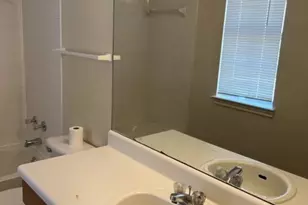 1021 Christopher Ave, Round Rock, TX 78681 - Photo 19