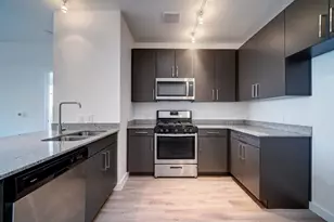 13130 Pond Springs Road Rd, Austin, TX 78729 - Photo 11