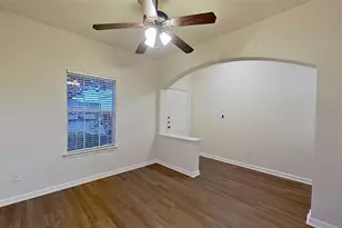 308 Rinehardt St, Hutto, TX 78634 - Photo 5