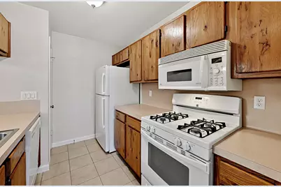 4407 Limewood Court, Austin, TX 78727 - Photo 9